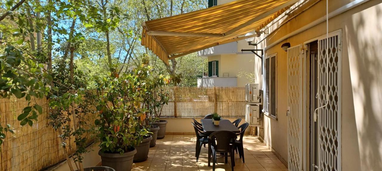 Апартаменты Terrazza Di San Paolo Рим Экстерьер фото